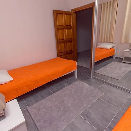 Апартаменты Stone House