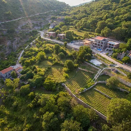 Апартаменты Stone House Будва